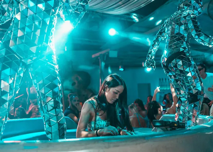 Paradise Paradise Beach (Mykonos)