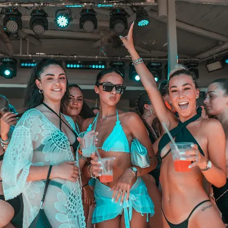 Отель Paradise (adults Only) 2*