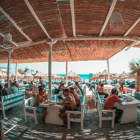 Paradise (adults Only)